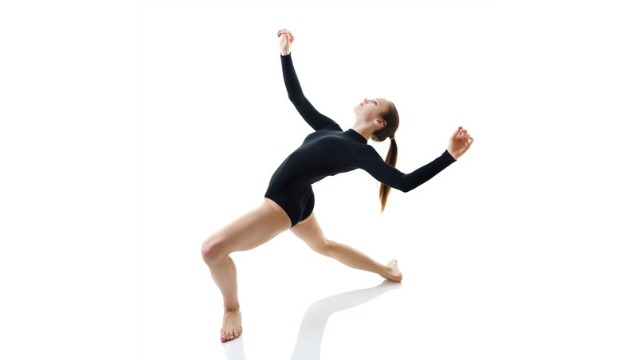 Dancer performing dance improv